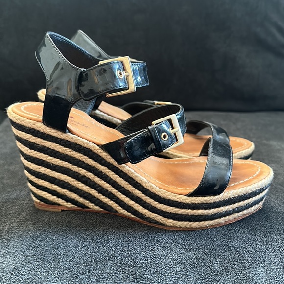 Kate Spade sandals. - Picture 1 of 7